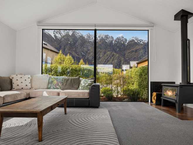 5 Torridon Court, Jacks Point