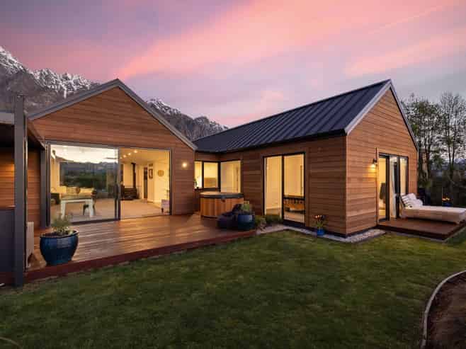 5 Torridon Court, Jacks Point
