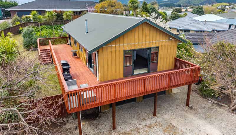 161 Langdale Avenue, Paraparaumu