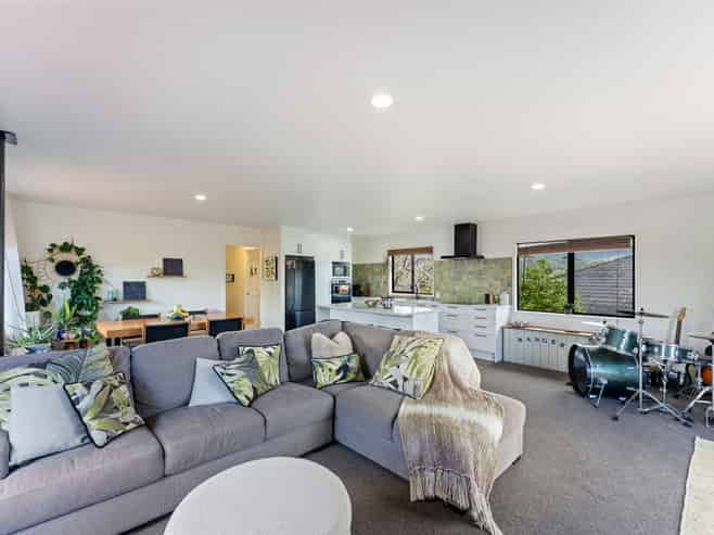 161 Langdale Avenue, Paraparaumu