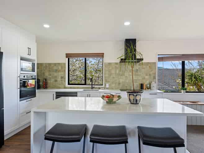161 Langdale Avenue, Paraparaumu