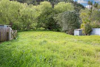 15 Maraetai Place, Port Waikato