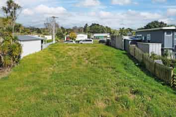 15 Maraetai Place, Port Waikato