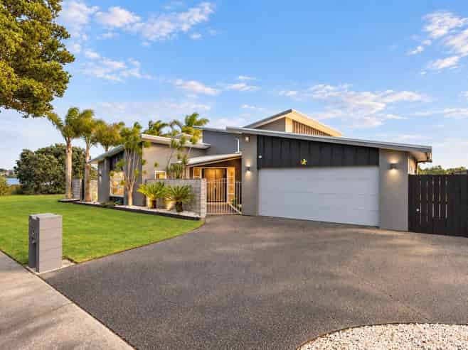 22 Stranraer Crescent, Wattle Downs