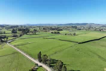 136 Coe Road, Lovells Flat