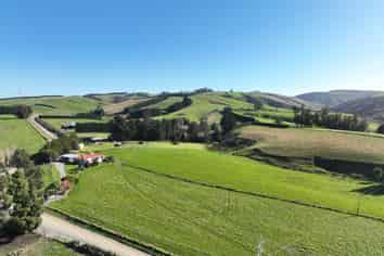 136 Coe Road, Lovells Flat