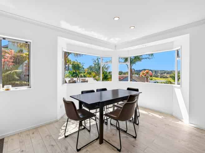 21 Kotanui Avenue, Army Bay