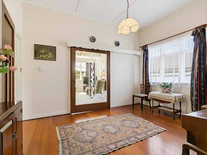 19 Cam Street, Island Bay