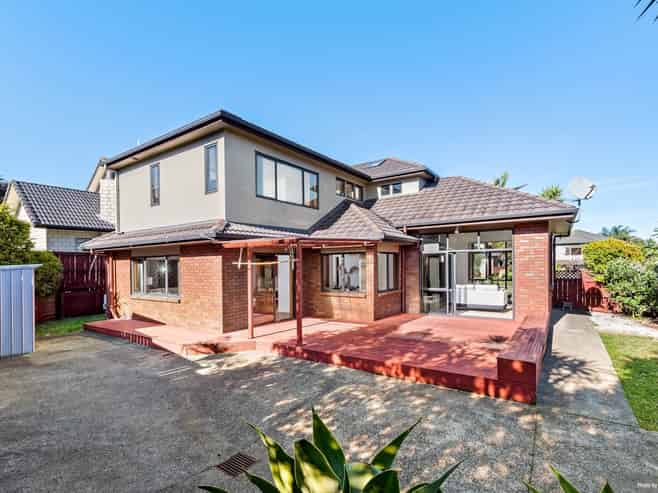 16 Maybole Drive, Dannemora