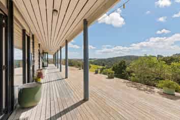 32 Dykin Rd, Kaingaroa
