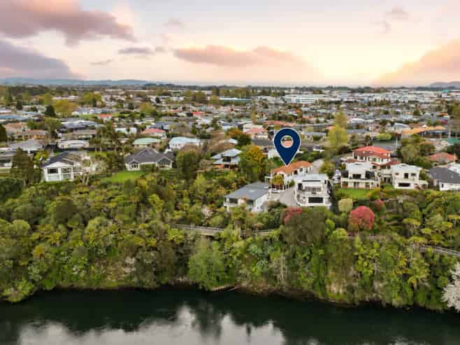 2 Minchin Crescent, Saint Andrews