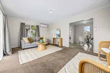 15 Stirling Street, Levin