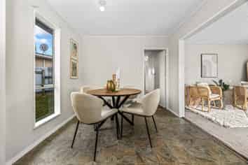 15 Stirling Street, Levin