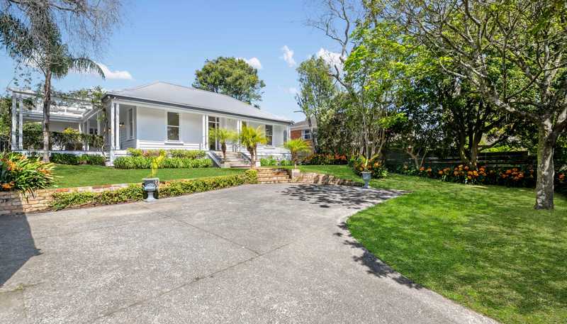 8 Green Lane East, Remuera