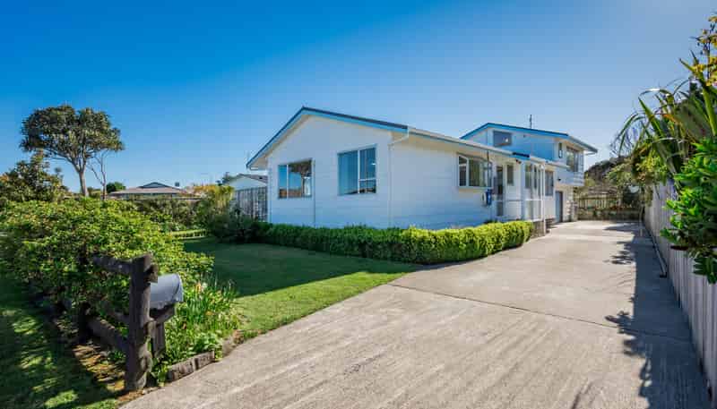 4 Elder Grove, Paraparaumu