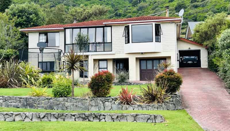 131 Winara Avenue, Waikanae