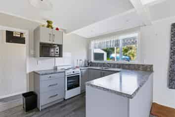 11A Ye Old Mill Road, Awakino