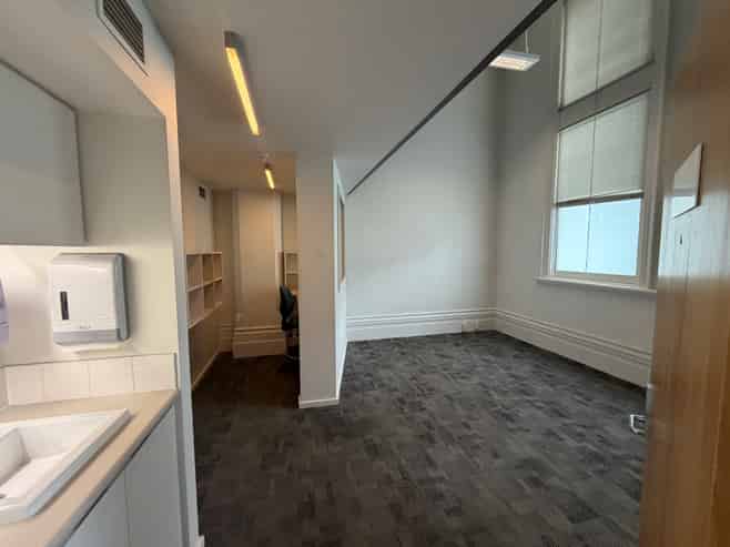 Office & Consulting Space in Consultancy House