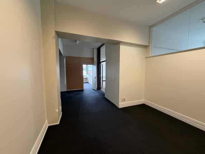 Spacious Office Premises in Consultancy House