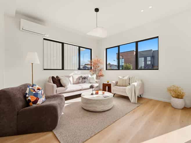 1C Dunkirk Terrace, Mount Albert