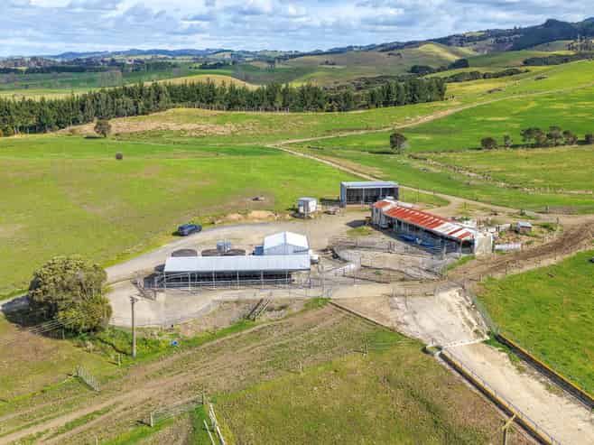 1433 East Coast Road, Kaiaua