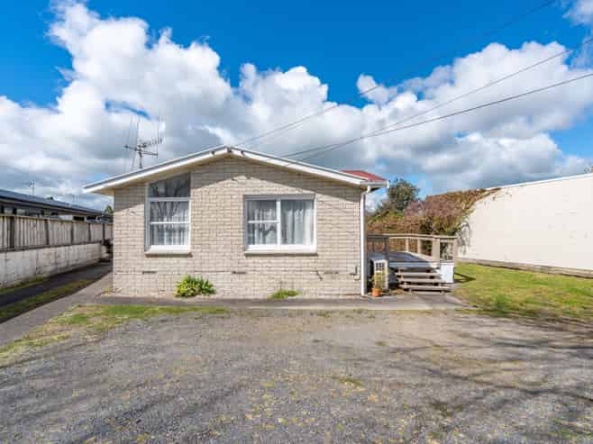 264 Clyde Street, Hamilton East
