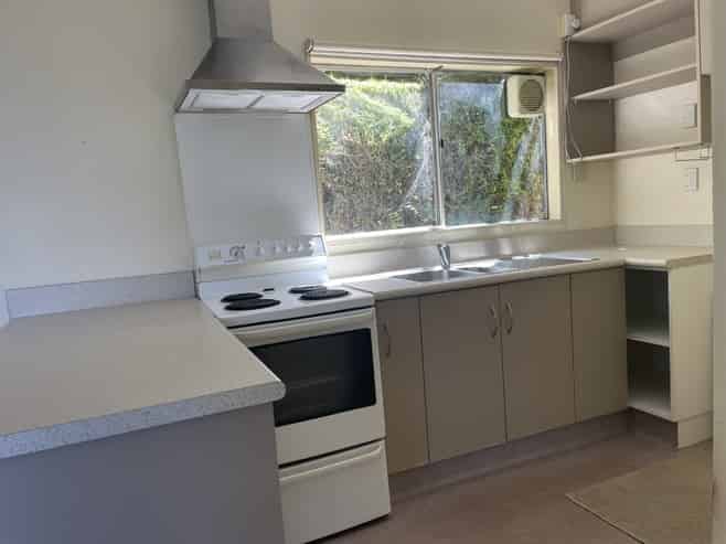 B/1 Jerome Way, Crofton Downs