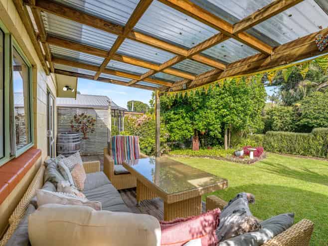 21 Whiritoa Beach Road, Whiritoa