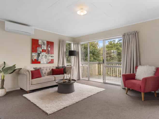 2/19 Solar Road, Glen Eden
