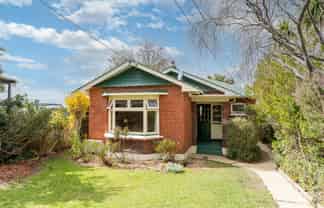 55 English Avenue, Mornington