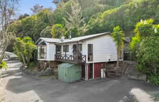 Flat 2/100 Cambria Street, Nelson City