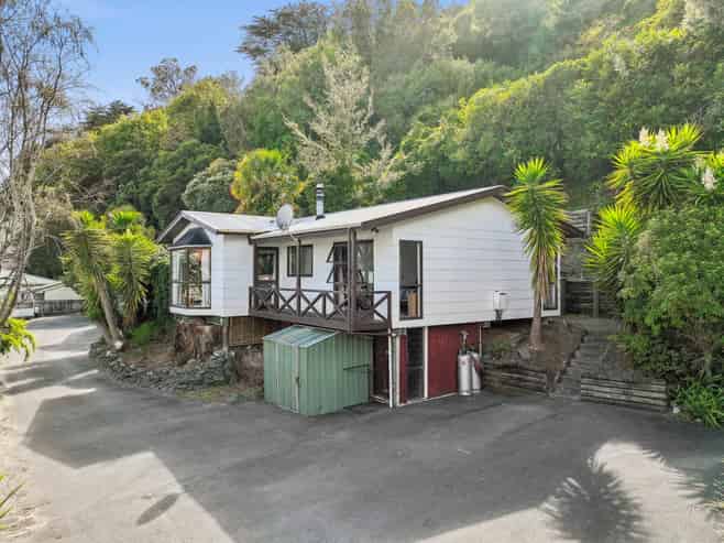 Flat 2/100 Cambria Street, Nelson City