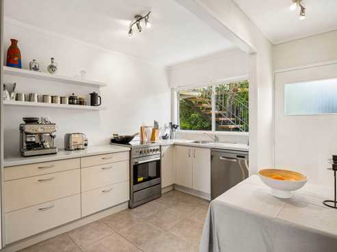 3/23B Hillsborough Road, Hillsborough