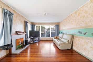 9 Clutha Crescent, Clover Park