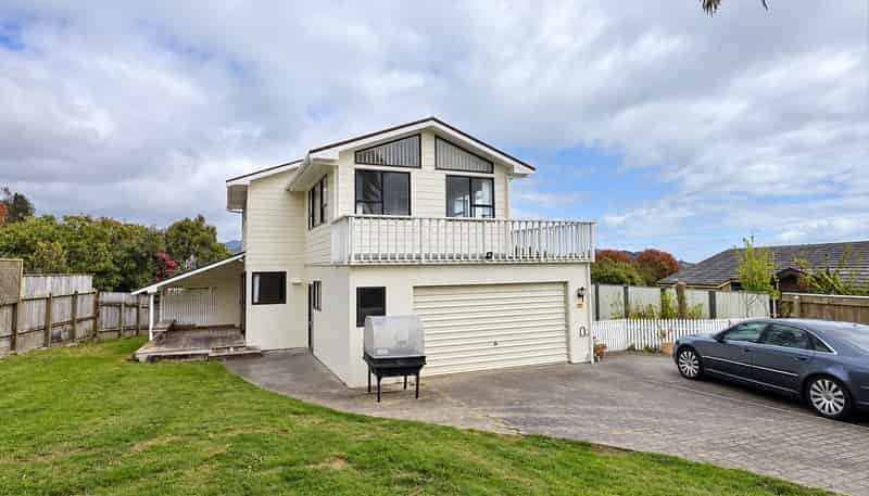 3 Te Maku Grove, Waikanae