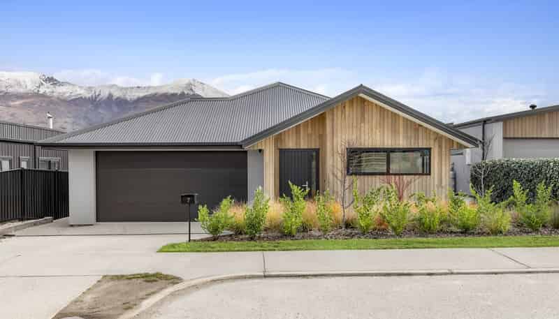 7 Landsborough Lane, Wanaka