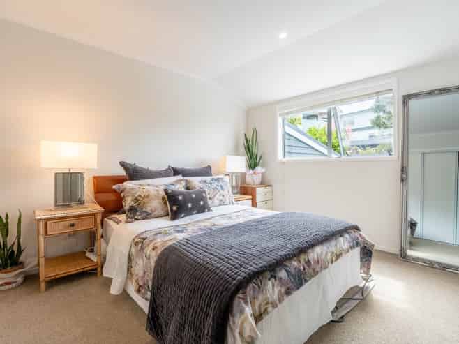 9 Boardwalk Rise, Long Bay