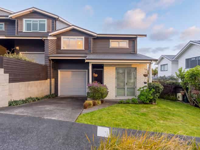 9 Boardwalk Rise, Long Bay