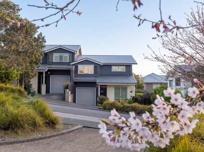 9 Boardwalk Rise, Long Bay