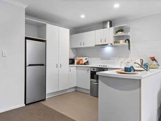 GF/83 New North Road, Eden Terrace