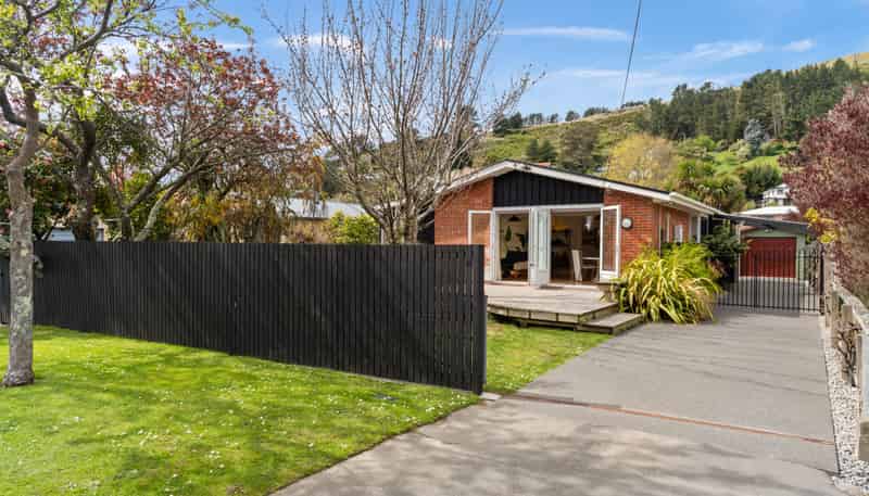 77 Hillsborough Terrace, Hillsborough