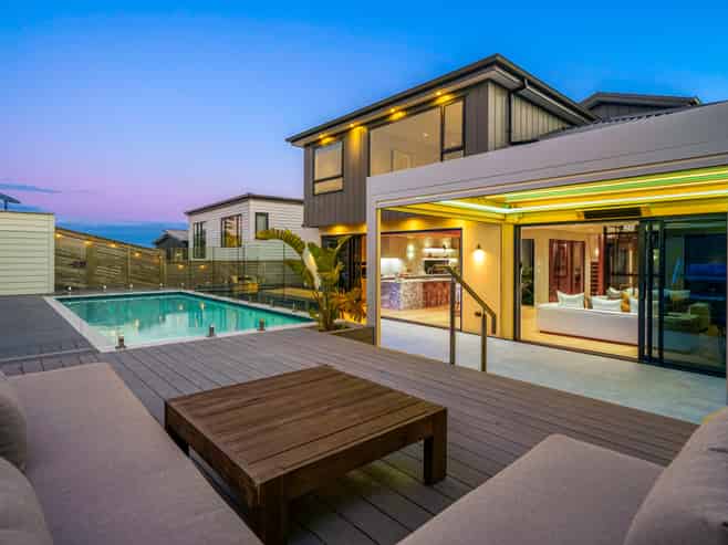 171 Te Oneroa Way, Long Bay