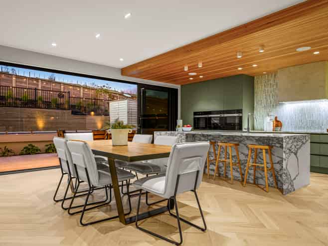 171 Te Oneroa Way, Long Bay