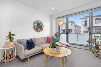 Auckland - Address withheld