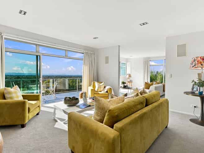11 Stronsay Lane, Hillsborough