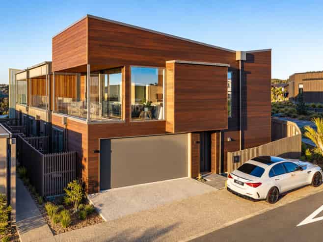 2C Omahina Street, Raglan