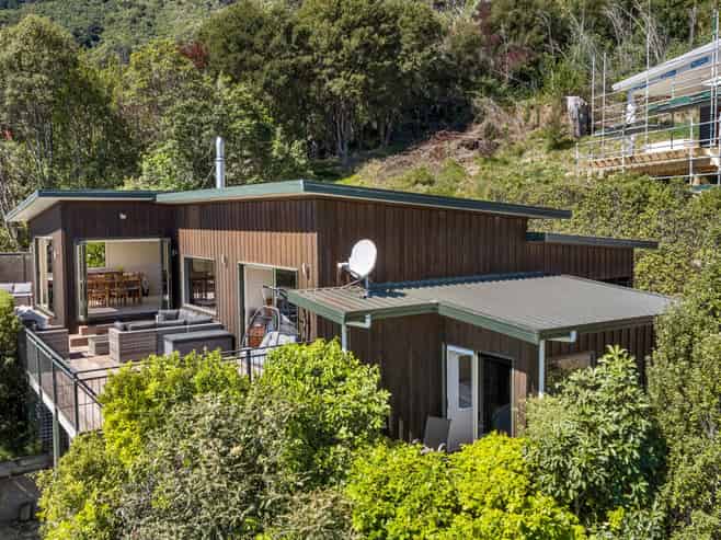 354b Waikawa Road, Waikawa