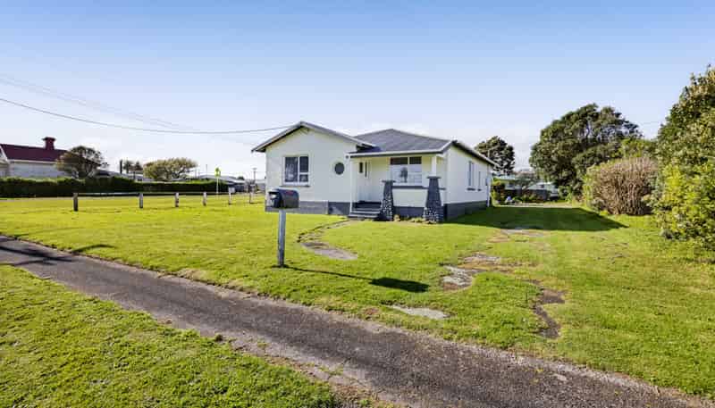 67 King Street, Opunake
