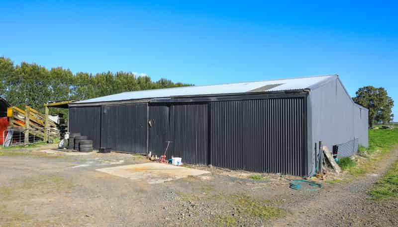 6716 State Highway 2, Netherton