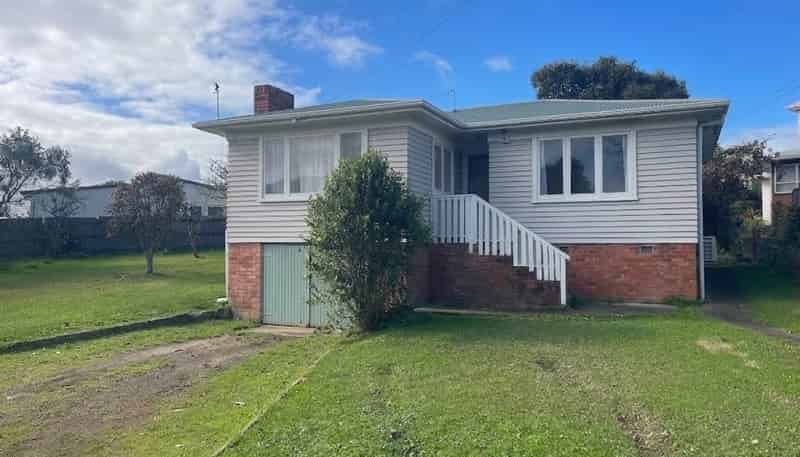 27 Reid Road, New Lynn